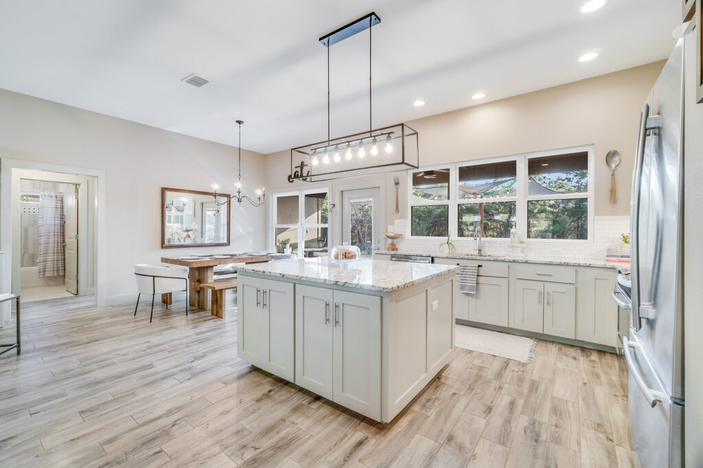 Benefit of Luxury Vinyl Floors shown in a large luxury kitchen by Carpet to Go in Bellevue, WA
